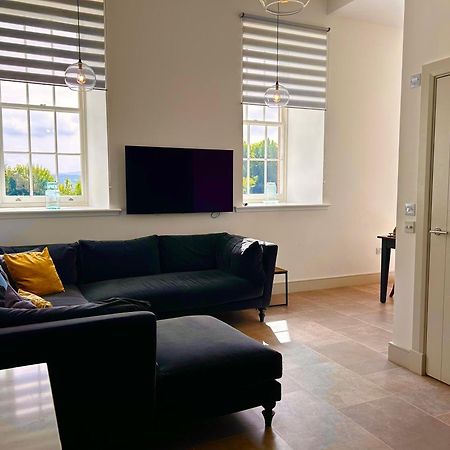 Inverness Great Glen Town House, 5 Minute Drive From Town Centre Exterior photo