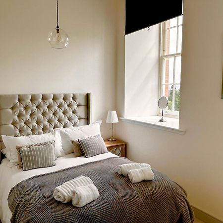 Inverness Great Glen Town House, 5 Minute Drive From Town Centre Exterior photo