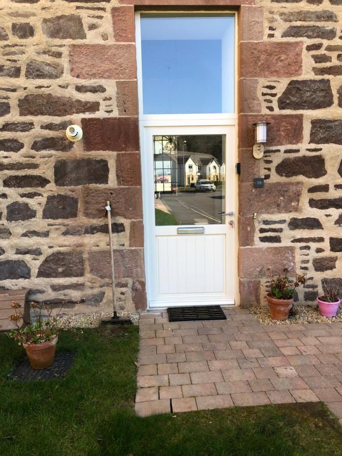 Inverness Great Glen Town House, 5 Minute Drive From Town Centre Exterior photo