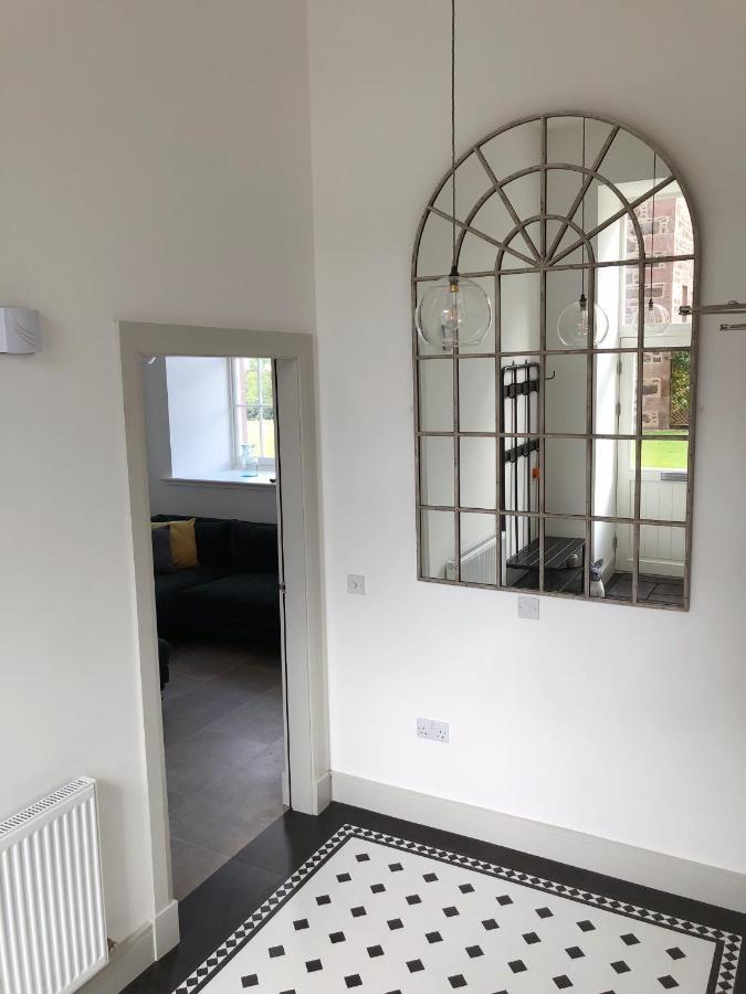 Inverness Great Glen Town House, 5 Minute Drive From Town Centre Exterior photo